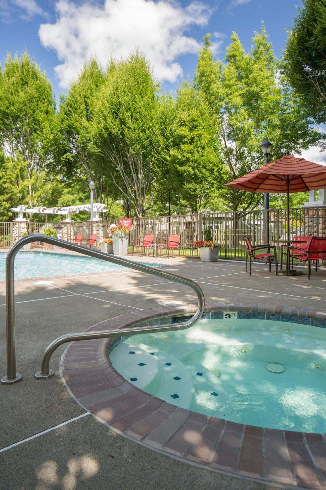 Towneplace Suites By Marriott Portland Hillsboro Exterior foto